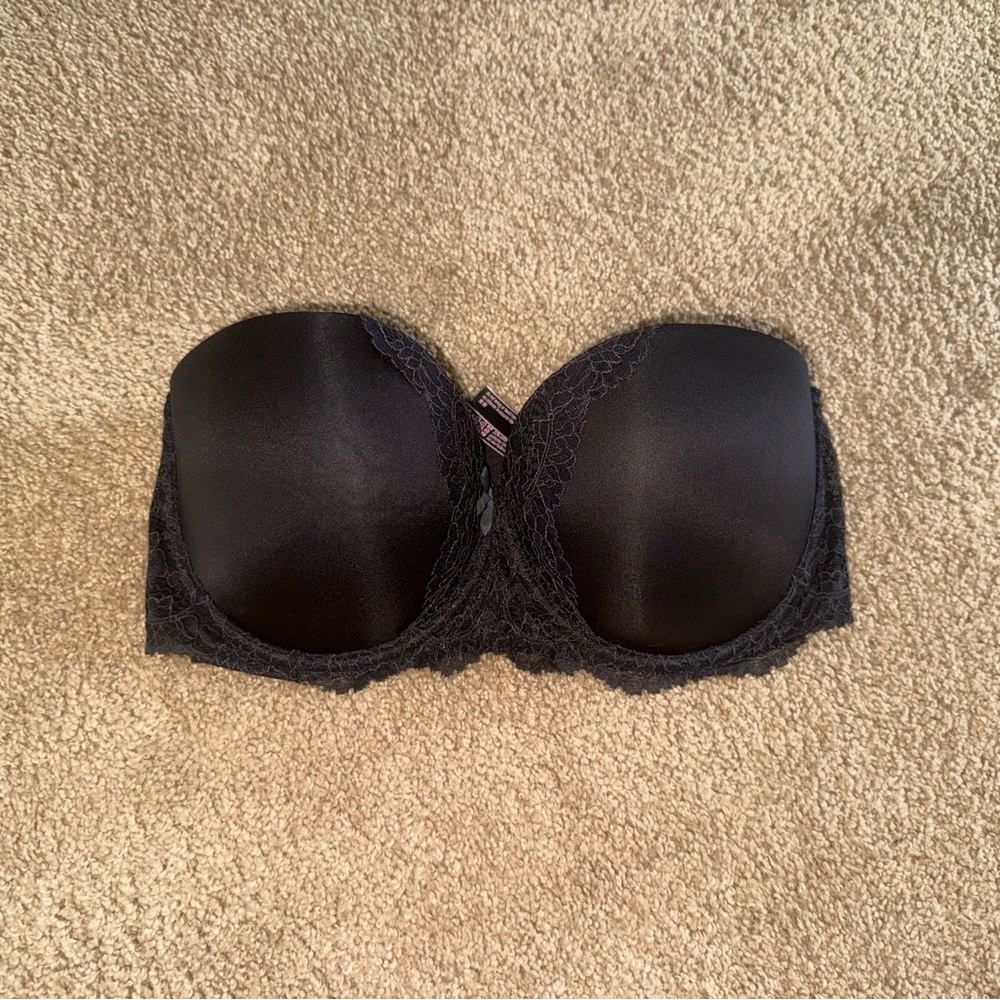 Victoria secret angels MULTI WAY strapless  black size 32DDD.